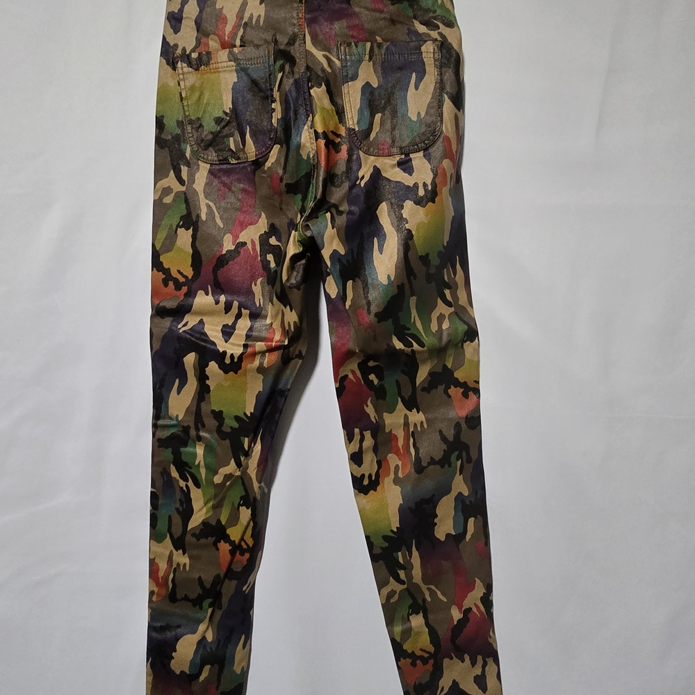 NWOT- Swank A Posh Women's Camouflage Pants - Picture 2 of 4